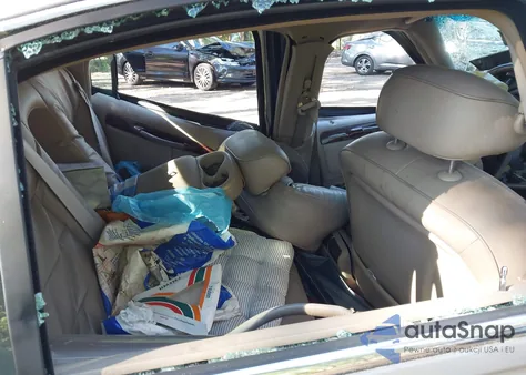 2001 Lincoln Town Car Executive from USA, damaged, VIN 1LNHM81W81Y673349